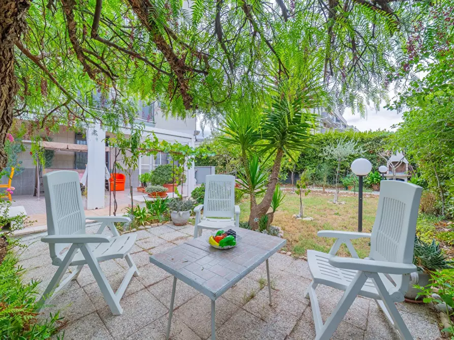 Immagine 8 di Appartamento in vendita  in VIA LUIGI CARDONE a Vasto