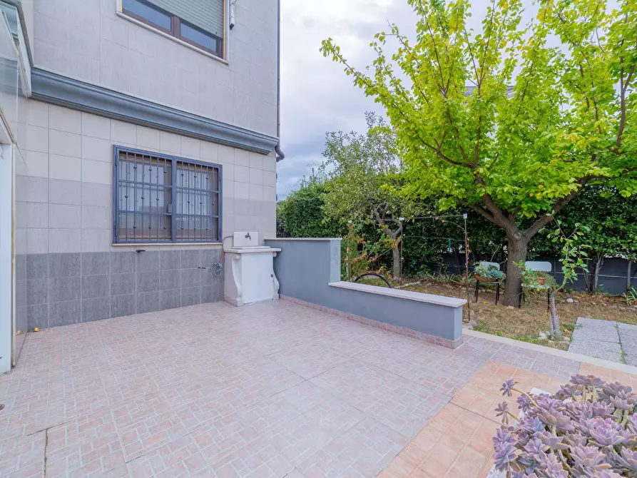 Immagine 13 di Appartamento in vendita  in VIA LUIGI CARDONE a Vasto