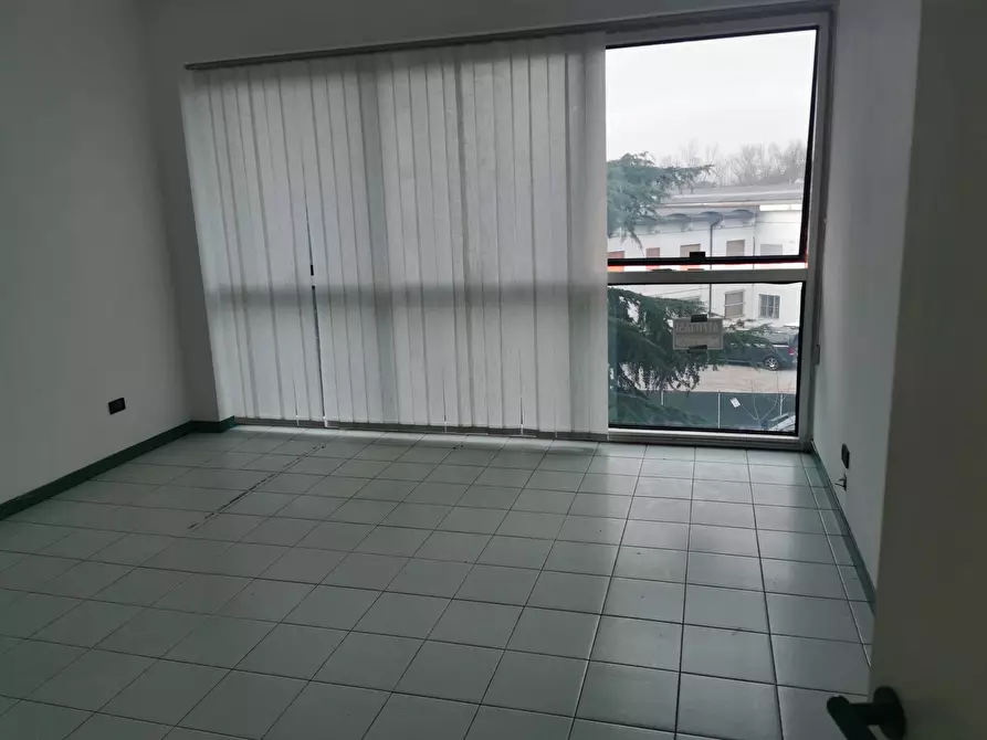 Immagine 6 di Ufficio in affitto  a Marcon