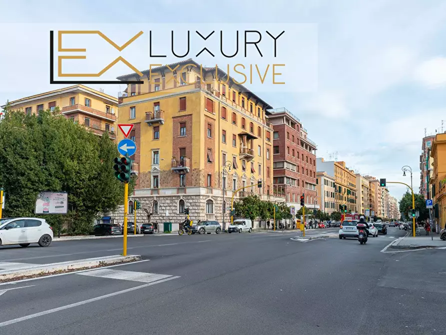 Immagine 26 di Appartamento in vendita  in Piazza Salerno a Roma