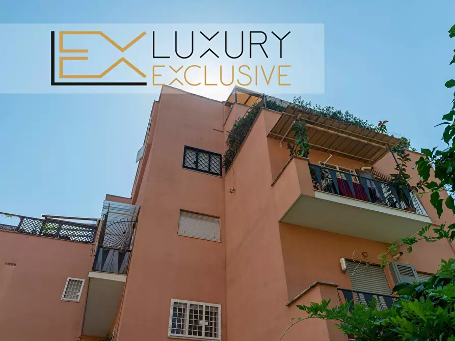 Immagine 4 di Appartamento in vendita  in Via Francesco D'ovidio a Roma