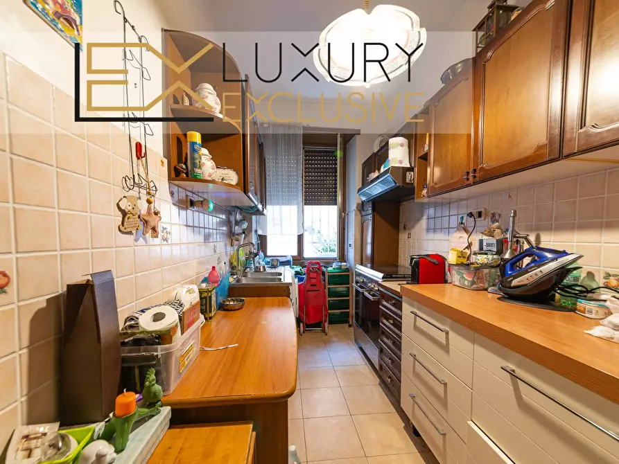 Immagine 14 di Appartamento in vendita  in Via Berengario a Roma