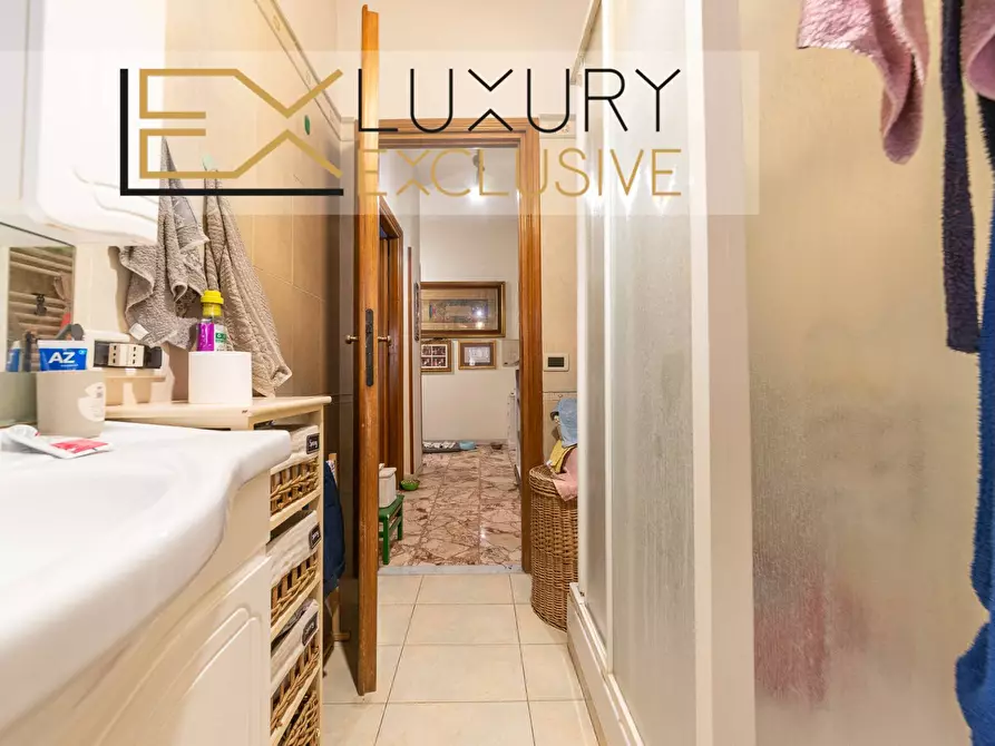 Immagine 15 di Appartamento in vendita  in Via Berengario a Roma