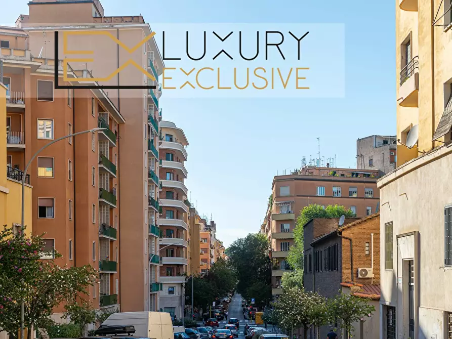 Immagine 26 di Appartamento in vendita  in Via Berengario a Roma