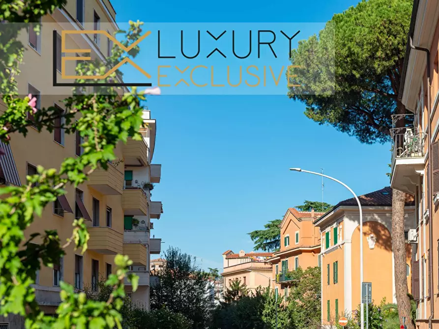 Immagine 28 di Appartamento in vendita  in Via Berengario a Roma