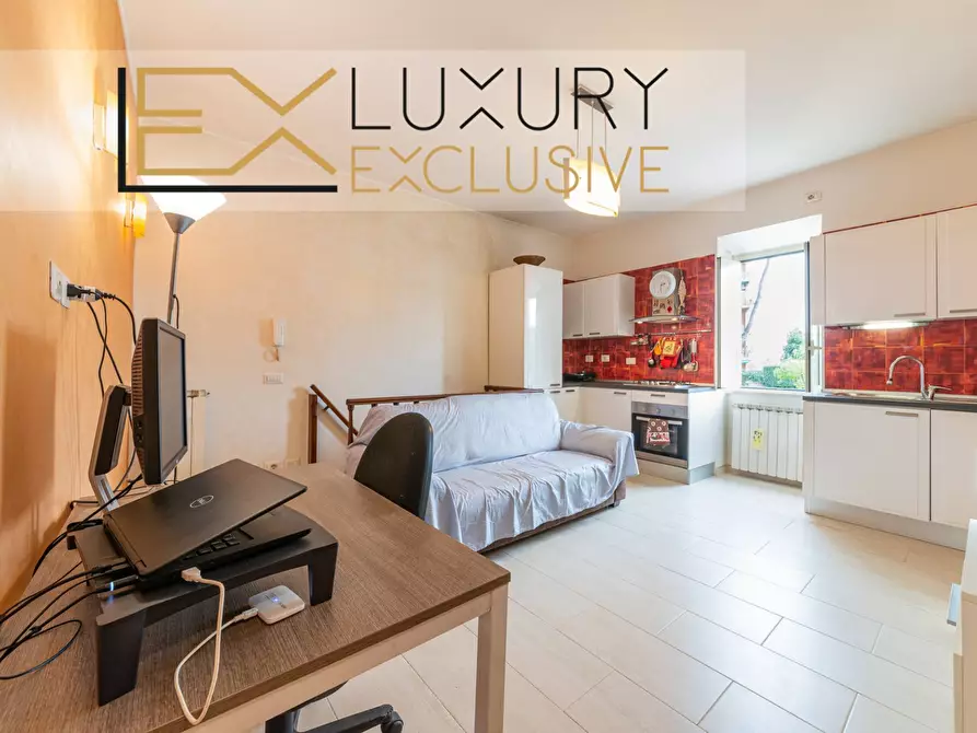 Immagine 6 di Appartamento in vendita  in Via Portuense a Roma