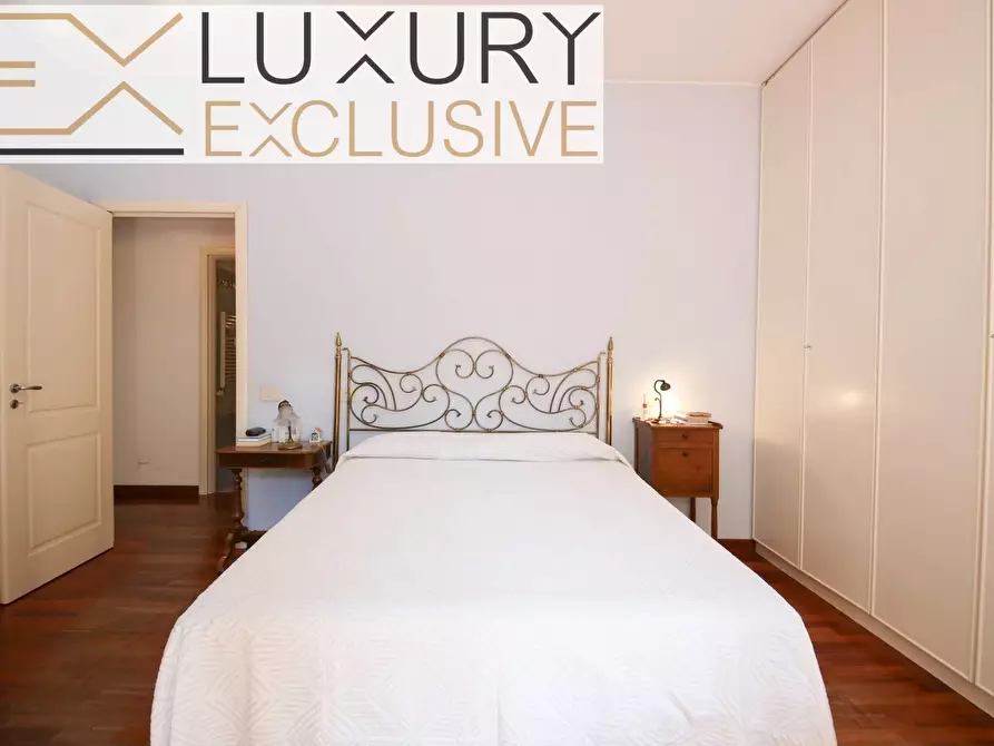 Immagine 15 di Appartamento in vendita  in via mascagni a Roma