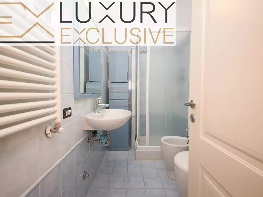 Immagine 25 di Appartamento in vendita  in via mascagni a Roma