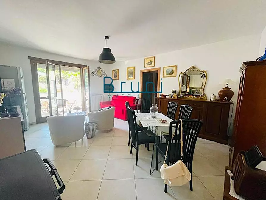 Immagine 3 di Appartamento in vendita  in Via del Tricolore a Ripatransone