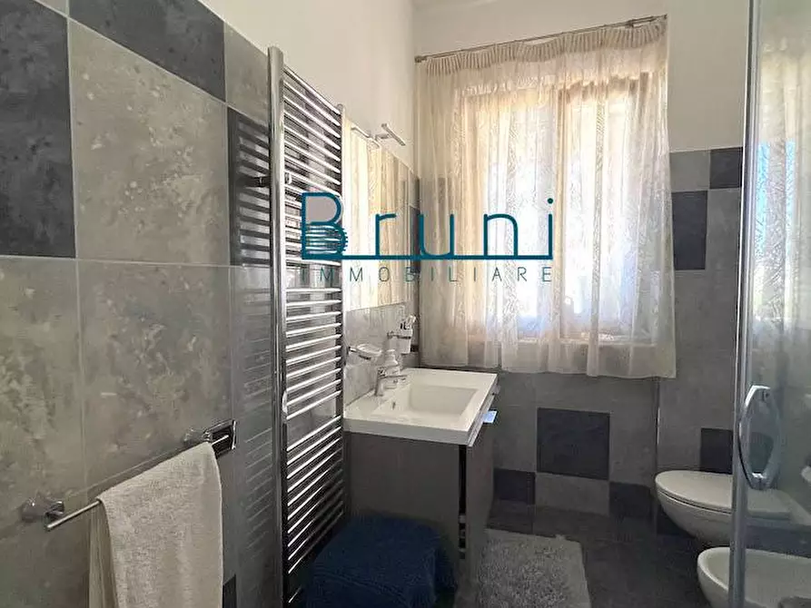 Immagine 21 di Appartamento in vendita  in Via Della Liberazione a San Benedetto Del Tronto