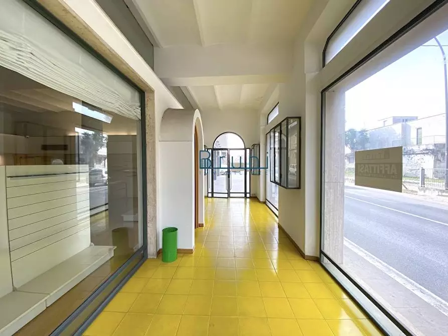 Immagine 12 di Locale commerciale in affitto  in Via Nazzario Sauro a San Benedetto Del Tronto