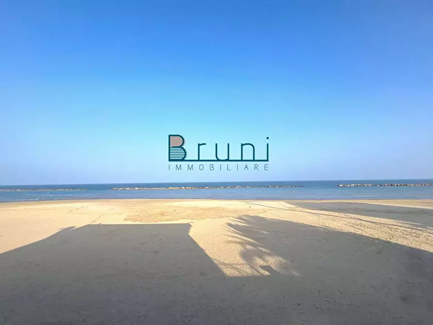 Immagine 7 di Villa in vendita  in Lungomare della Repubblica a Grottammare