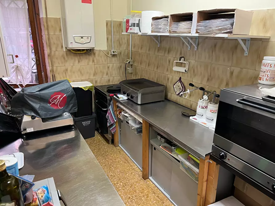 Immagine 4 di Bar / Ristorante in vendita  a Fumane