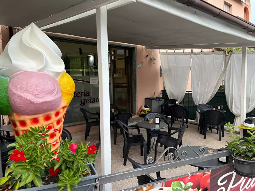 Immagine 6 di Bar / Ristorante in vendita  a Fumane