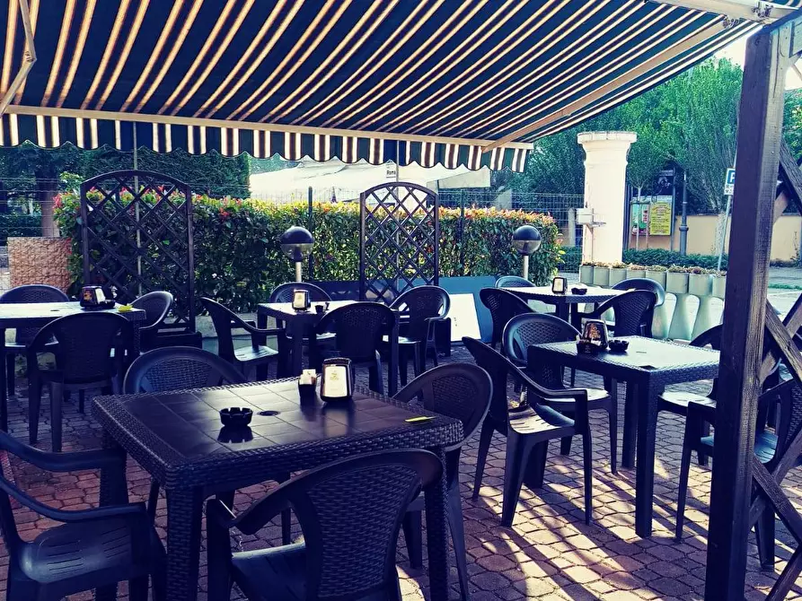 Immagine 8 di Locale commerciale in vendita  in via roma a Pegognaga