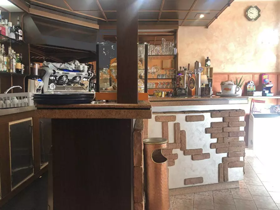 Immagine 1 di Bar / Ristorante in vendita  in via roma a Goito