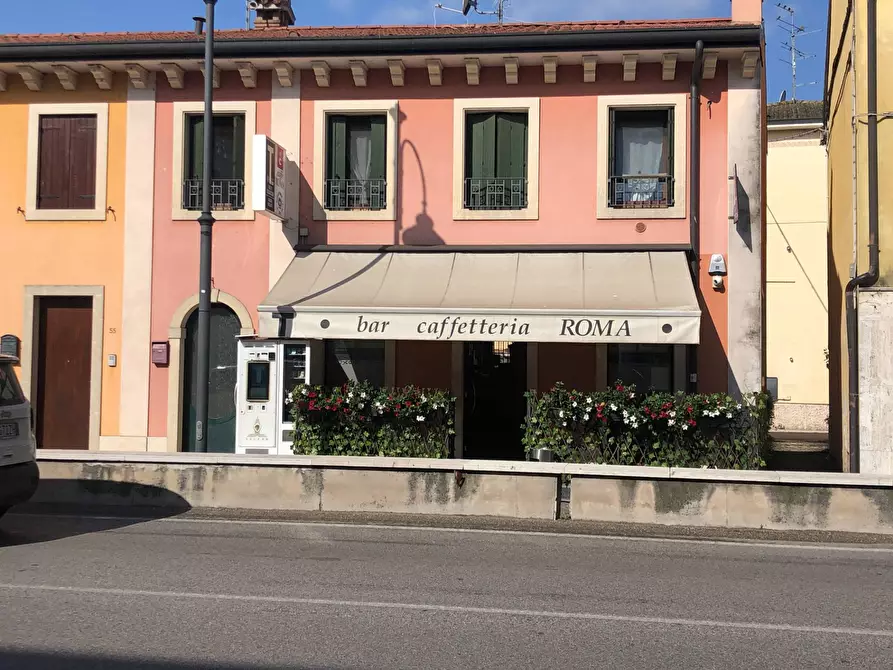 Immagine 3 di Bar / Ristorante in vendita  in PIAZZA ROMA a Buttapietra