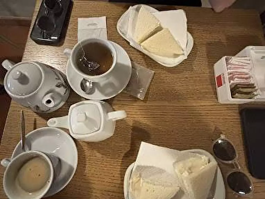 Immagine 3 di Bar / Ristorante in vendita  in stradone porta palio a Verona