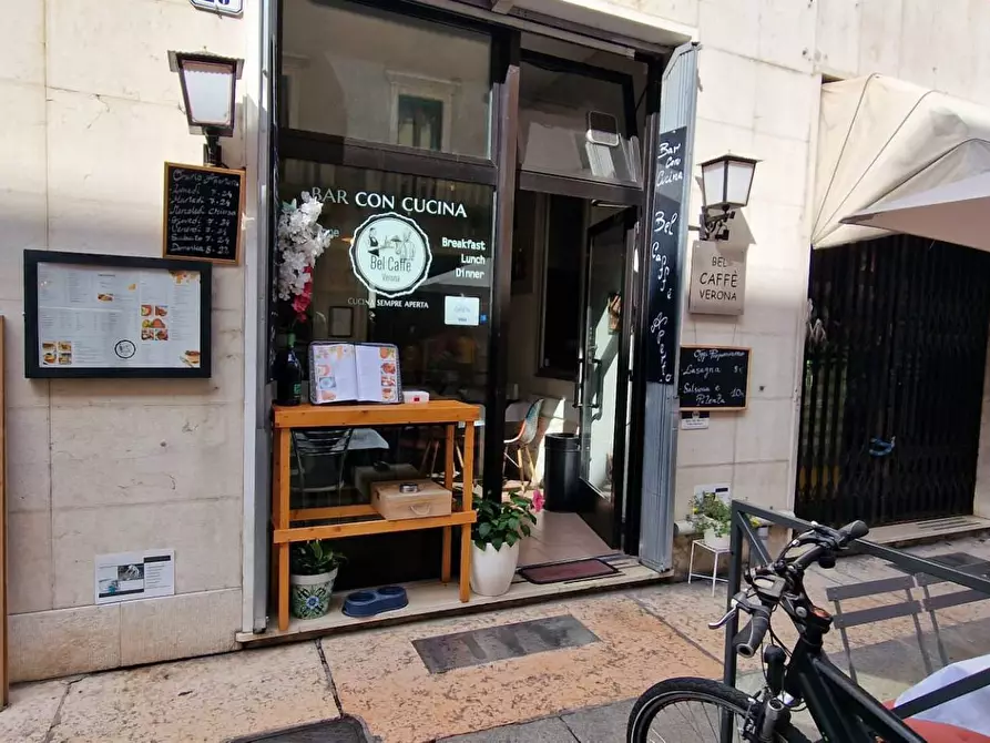 Immagine 5 di Bar / Ristorante in vendita  a Verona