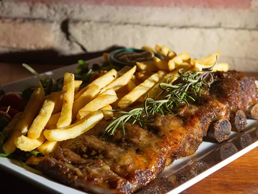 Immagine 7 di Bar / Ristorante in vendita  in via roma a Salò