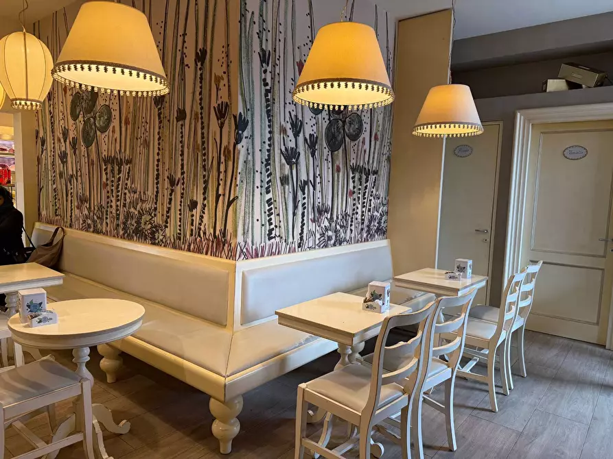 Immagine 5 di Bar / Ristorante in vendita  a Verona