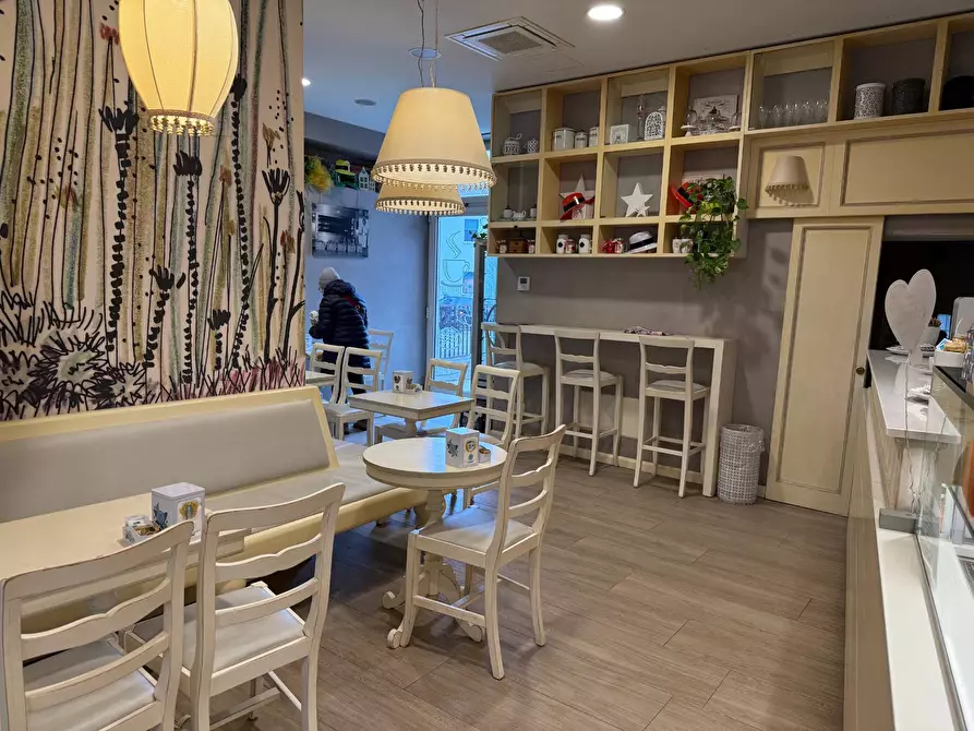 Immagine 12 di Bar / Ristorante in vendita  a Verona