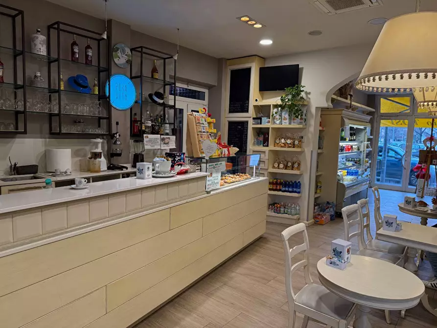 Immagine 14 di Bar / Ristorante in vendita  a Verona