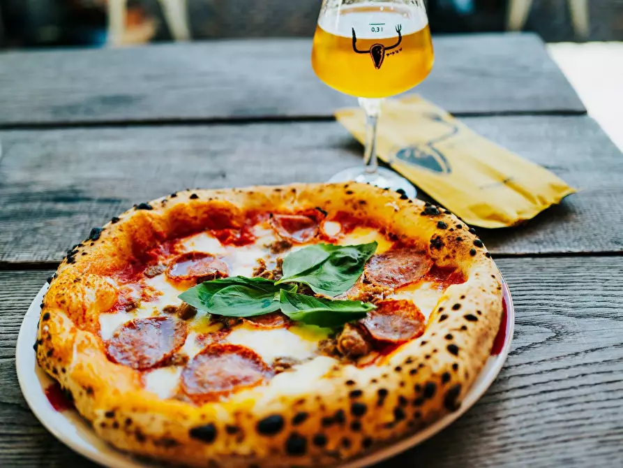 Immagine 2 di Bar / Ristorante in vendita  in via roma a Ostiglia