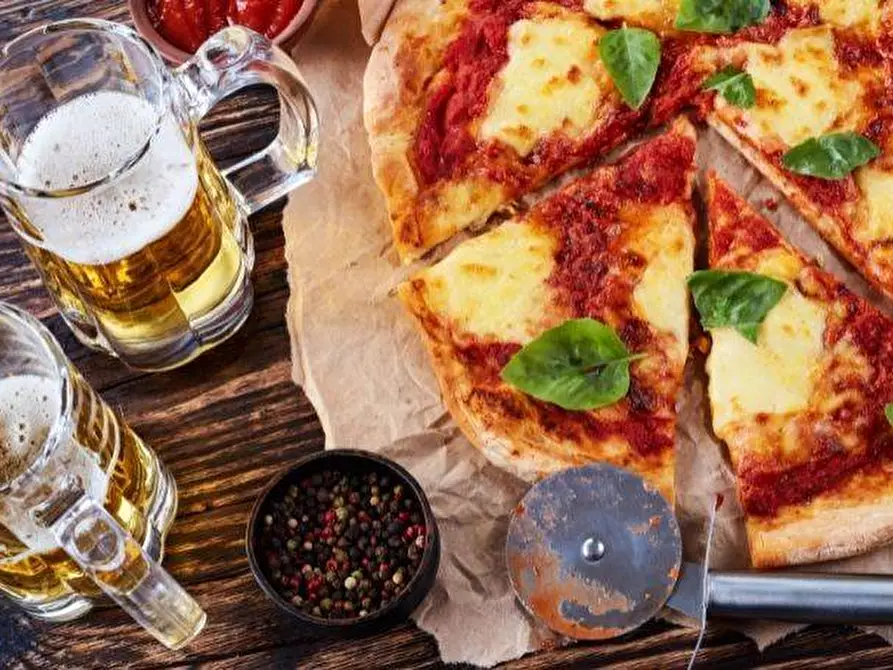 Immagine 4 di Bar / Ristorante in vendita  in via roma a Ostiglia