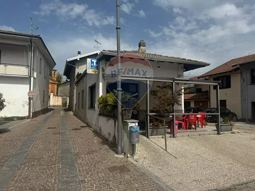 Immagine 1 di Attività commerciale in vendita  in Via Sant'Antonio a Sumirago