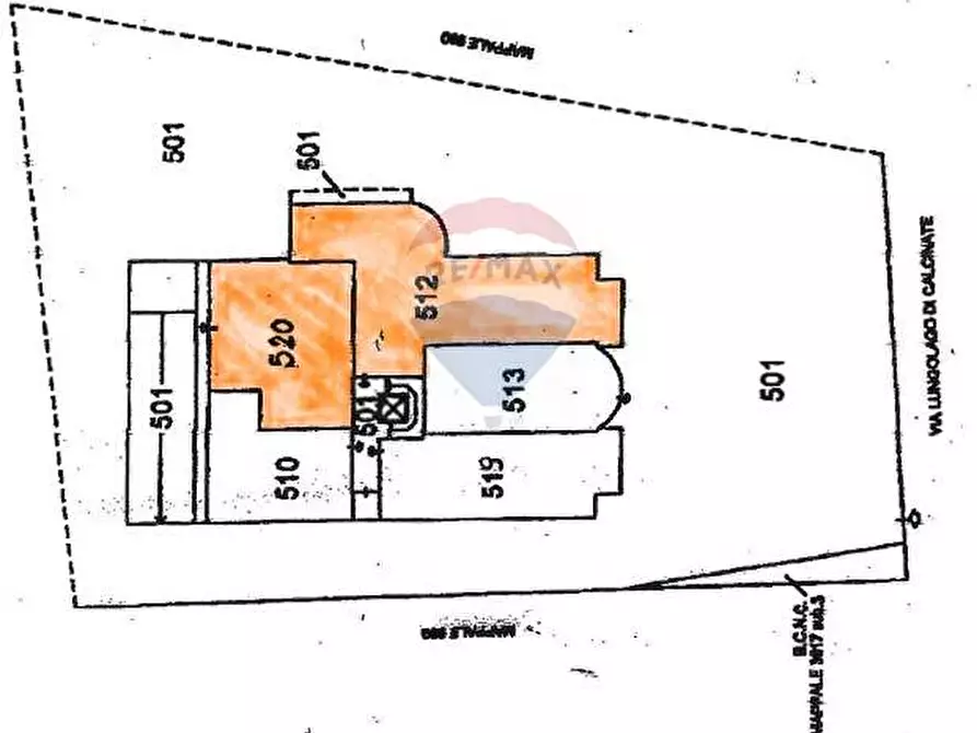 Immagine 27 di Negozio in affitto  a Varese