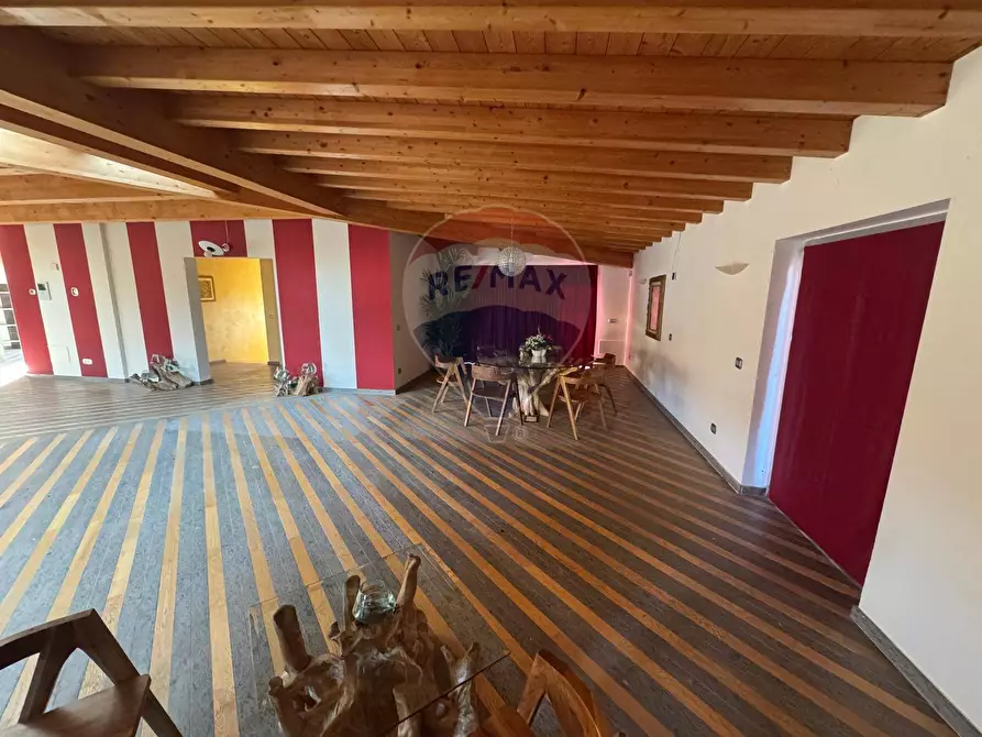 Immagine 22 di Loft/Open space in affitto  in Lungolago di Calcinate a Varese