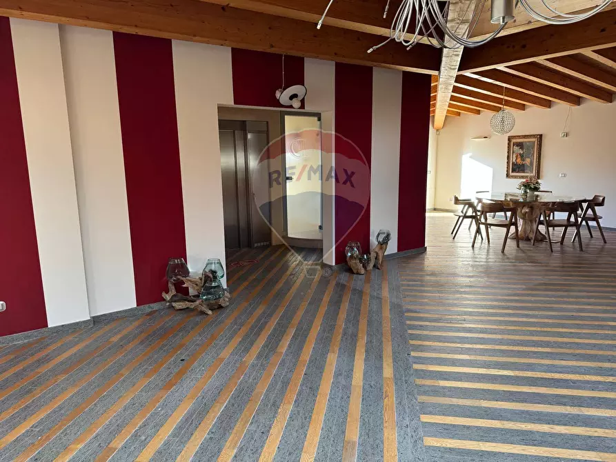 Immagine 24 di Loft/Open space in affitto  in Lungolago di Calcinate a Varese