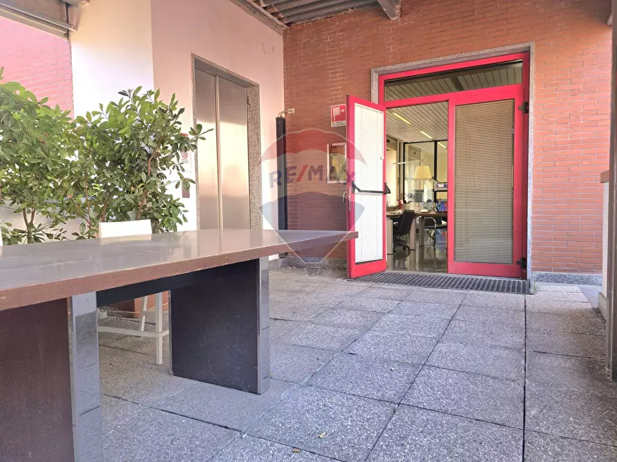 Immagine 5 di Ufficio in affitto  a Milano