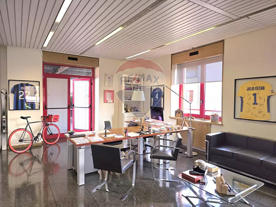 Immagine 4 di Ufficio in affitto  a Milano