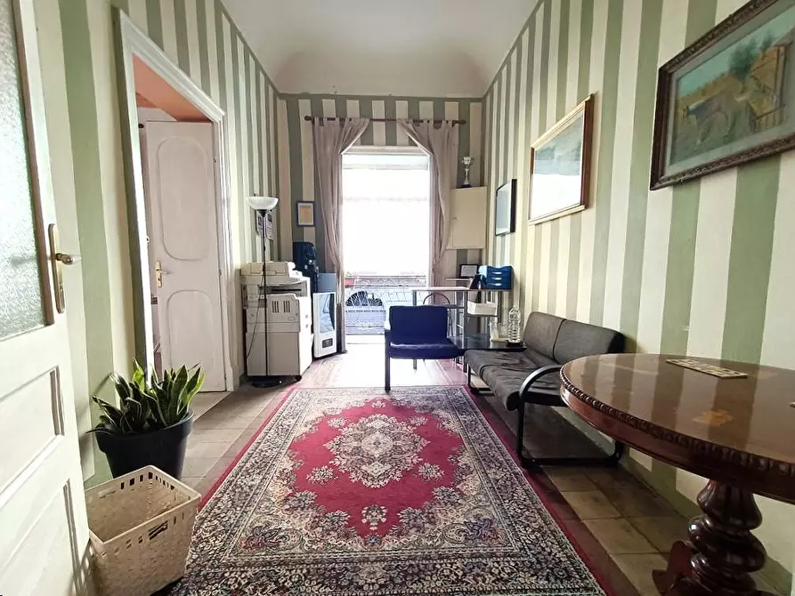 Immagine 1 di Appartamento in vendita  in Via Mariano Stabile a Palermo