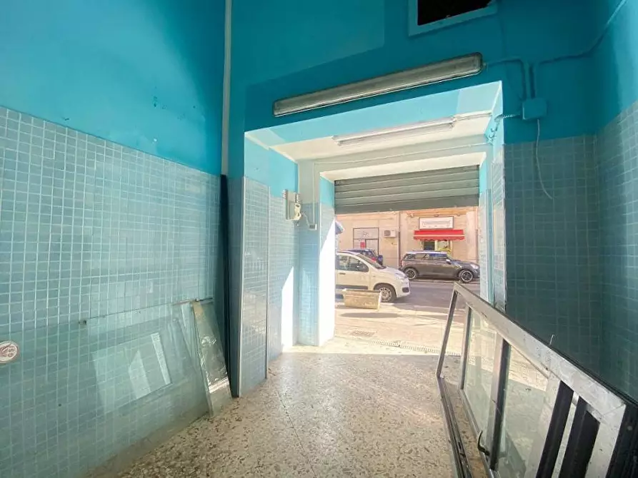 Immagine 4 di Locale commerciale in affitto  in Via Pindemonte a Palermo