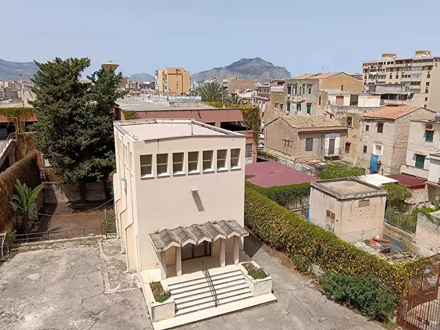 Immagine 1 di Appartamento in vendita  in Cortile Deposito Locomotive a Palermo