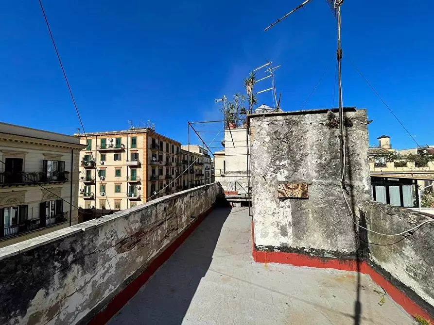 Immagine 29 di Appartamento in vendita  in via mariano stabile a Palermo