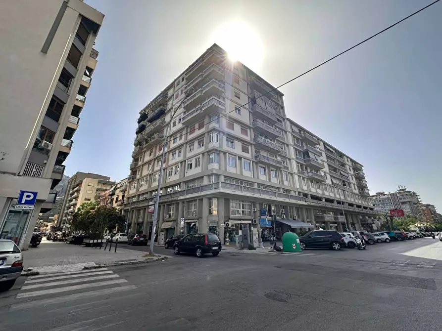 Immagine 24 di Appartamento in vendita  in Via Briuccia a Palermo
