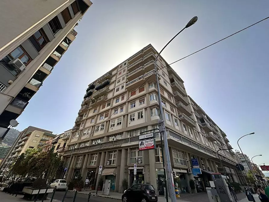 Immagine 25 di Appartamento in vendita  in Via Briuccia a Palermo
