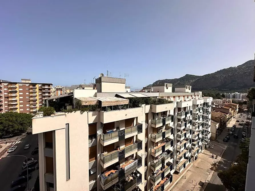 Immagine 19 di Appartamento in vendita  in Via Briuccia a Palermo