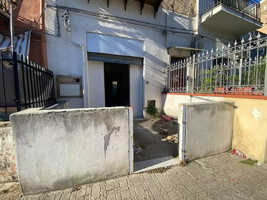 Immagine 22 di Appartamento in vendita  in Viale Del Fante a Palermo