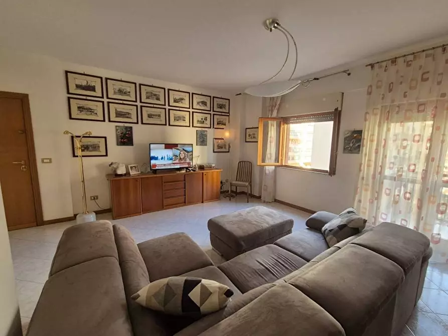 Immagine 3 di Appartamento in vendita  in Via Corradino Di Svevia a Palermo