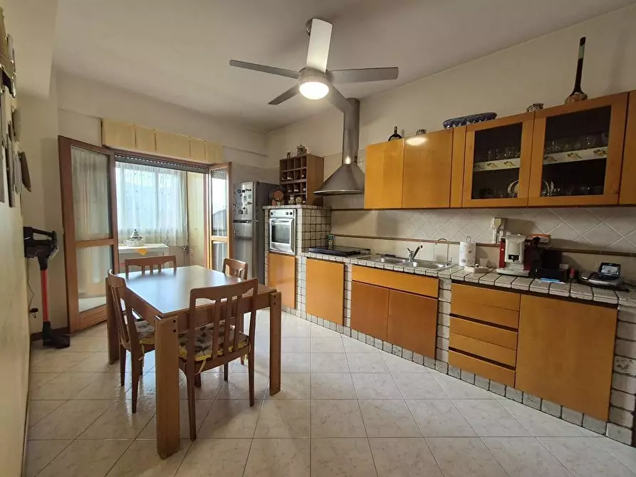 Immagine 12 di Appartamento in vendita  in Via Corradino Di Svevia a Palermo