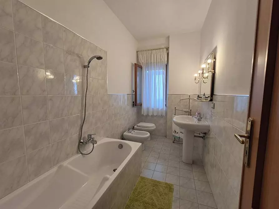 Immagine 20 di Appartamento in vendita  in Via Corradino Di Svevia a Palermo