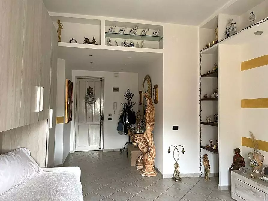 Immagine 3 di Appartamento in vendita  in Corso Italia a Carini