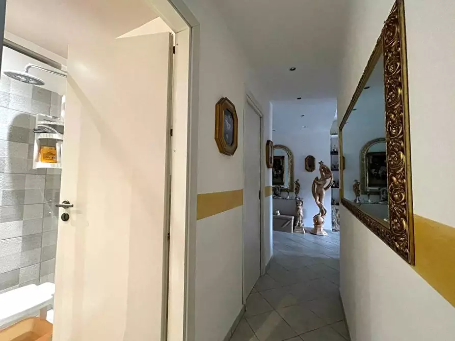 Immagine 6 di Appartamento in vendita  in Corso Italia a Carini