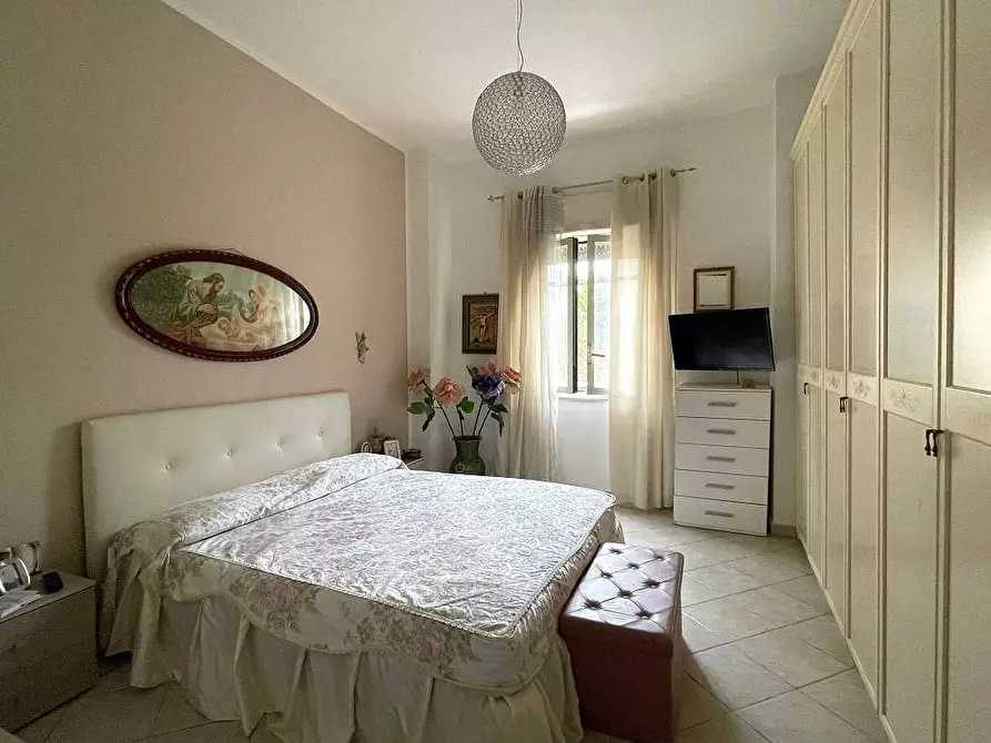 Immagine 14 di Appartamento in vendita  in Corso Italia a Carini