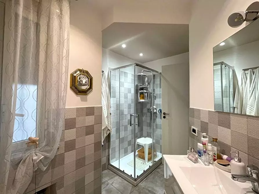 Immagine 15 di Appartamento in vendita  in Corso Italia a Carini